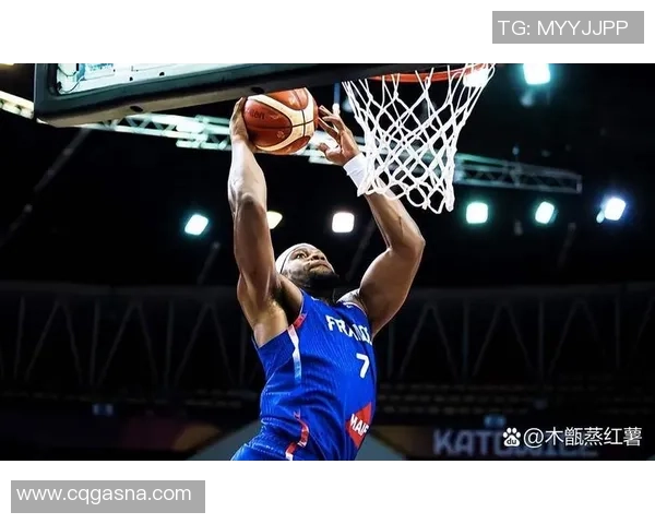 锡安与戈贝尔对决谁能在篮下掌控比赛的主动权与胜利的关键